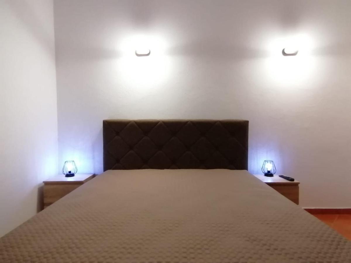 Mikes Nora Velha Apartment 타비라 외부 사진